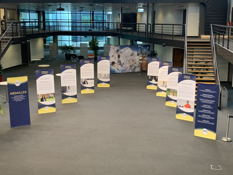 Accroches de la cérémonie de remise des médailles CNRS 2024
