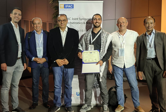 Prix : Robotics Best Student Paper Award, IFAC Joint Symposia on Mechatronics & Robotics